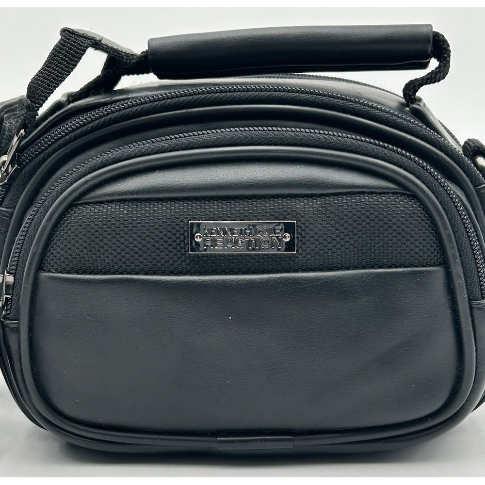 Kenneth Cole Reaction‎ Mini Camcorder/Camera case 7x5.5x5 model 554665 W/Strap